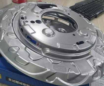 【兆恒機(jī)械】沖壓模具拉伸、成型、沖孔材料使用禁忌及折彎工藝細(xì)節(jié)處理